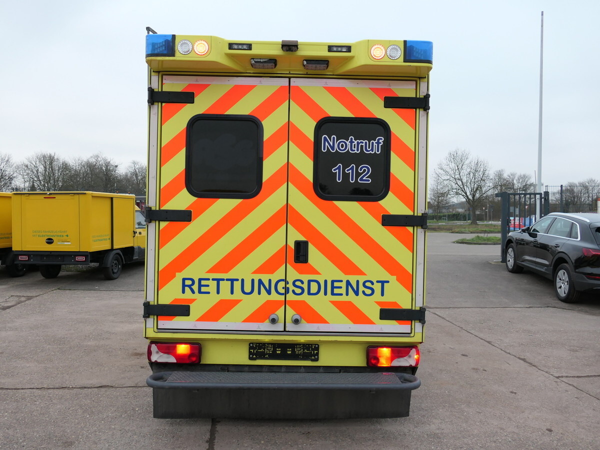 Ambulance MERCEDES-BENZ Sprinter II 516 CDI KLIMA KRANKENWAGEN RTW AUTOM: picture 7 Ambulance MERCEDES-BENZ Sprinter II 516 CDI KLIMA KRANKENWAGEN RTW AUTOM: picture 7