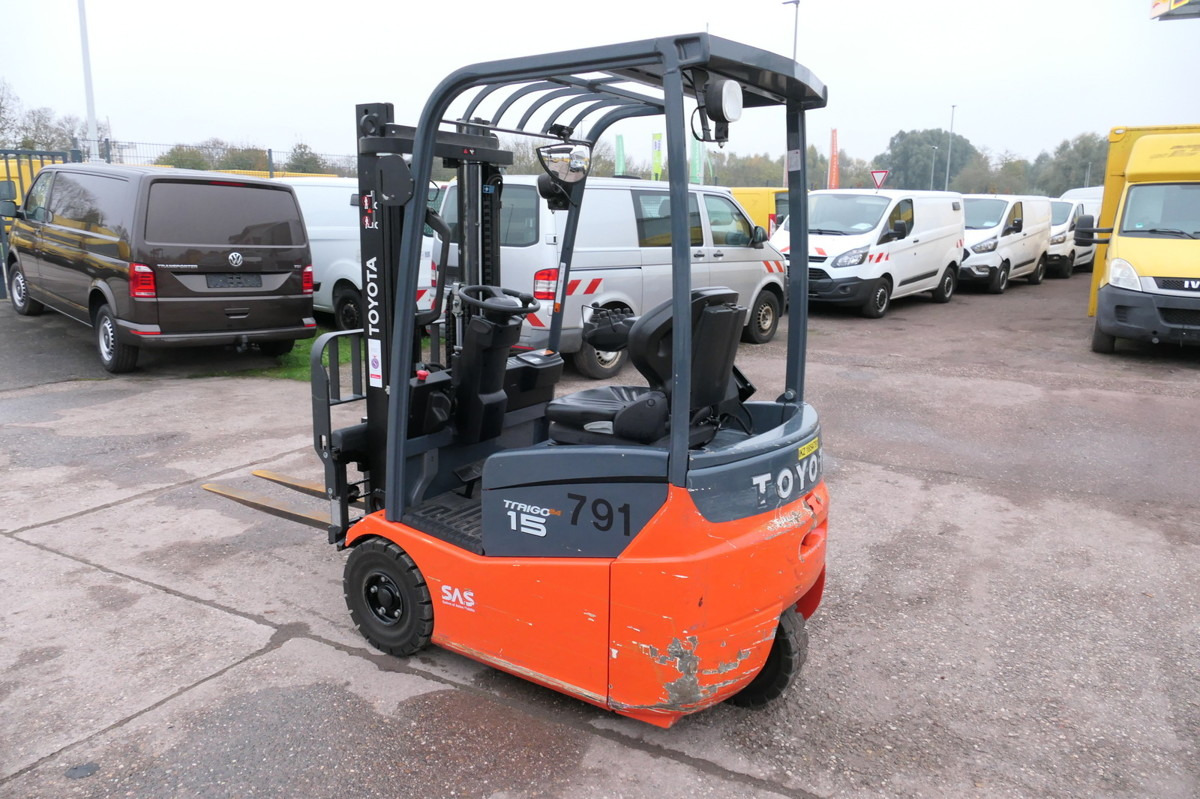 TOYOTA 7FBEST 15 3-Rad DUPLEX HUBHÖHE 3m - Electric forklift: picture 3 TOYOTA 7FBEST 15 3-Rad DUPLEX HUBHÖHE 3m - Electric forklift: picture 3