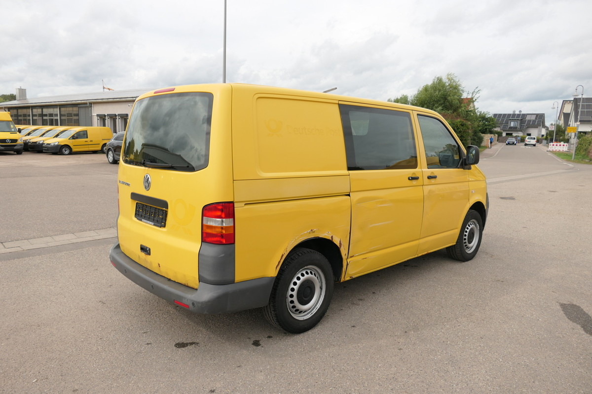 VW T5 Transporter 1.9 TDI PARKTRONIK 2xSCHIEBETÜR - Small van: picture 5 VW T5 Transporter 1.9 TDI PARKTRONIK 2xSCHIEBETÜR - Small van: picture 5