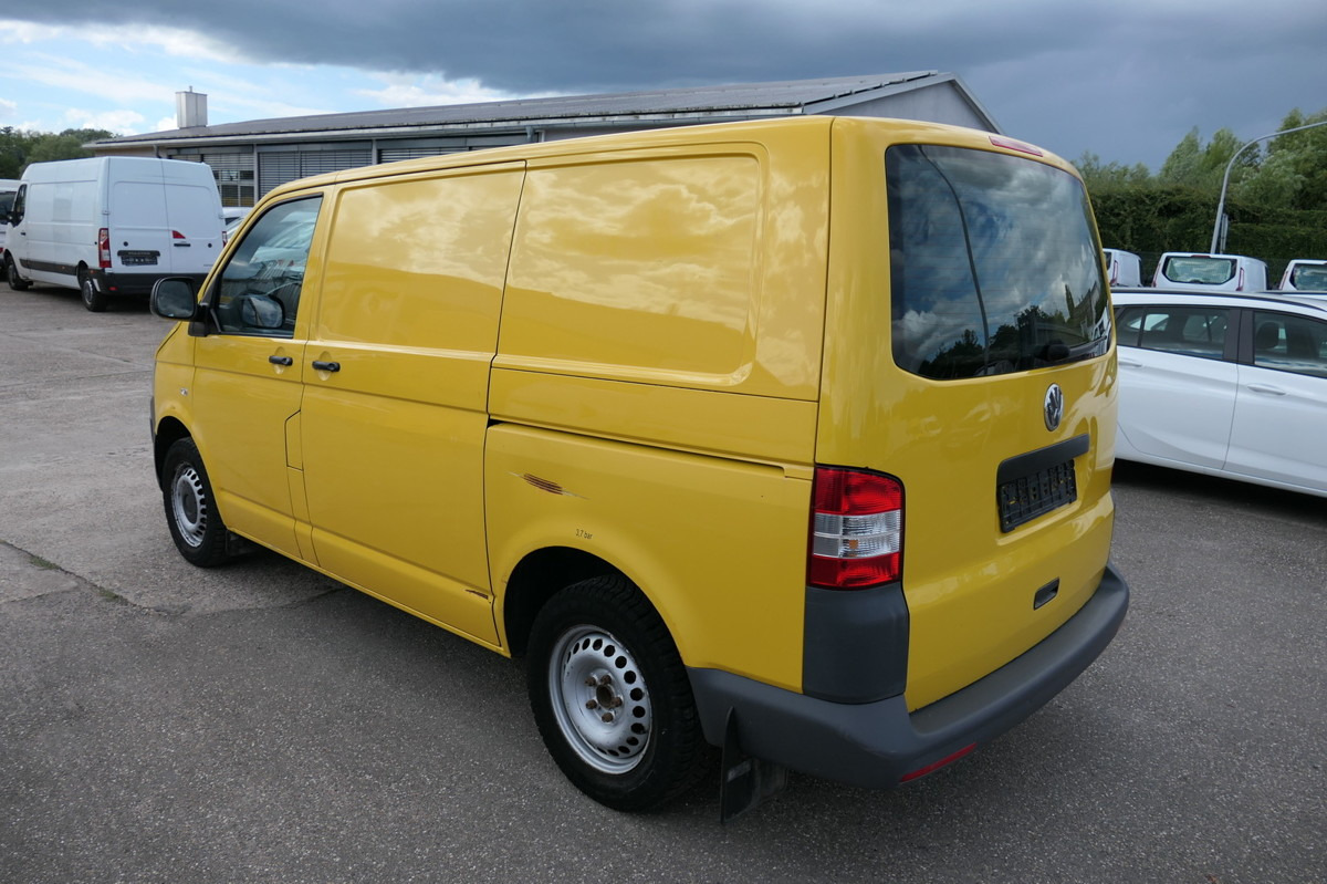 VW T5 Transporter 2.0 TDI 2-Sitzer PARKTRONIK EURO5 - Small van: picture 4 VW T5 Transporter 2.0 TDI 2-Sitzer PARKTRONIK EURO5 - Small van: picture 4