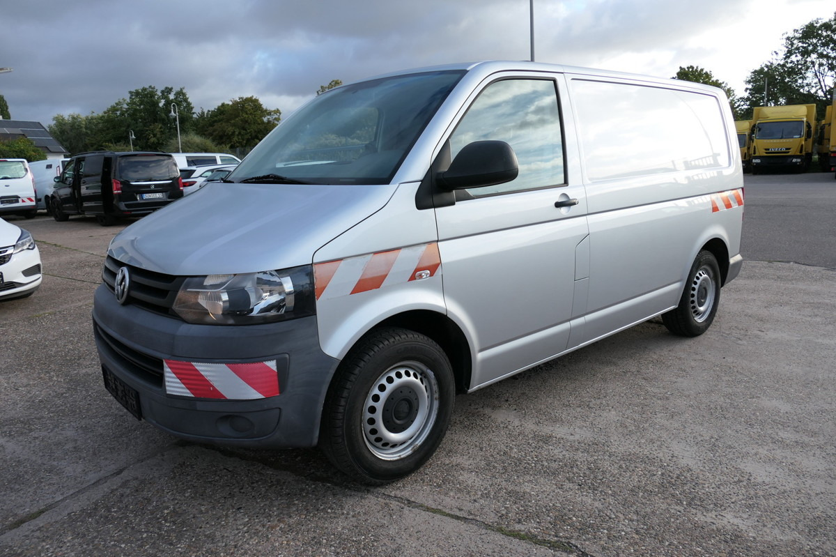 VW T5 Transporter 2.0 TDI KLIMA AHK Werkstatteinbau - Small van: picture 2 VW T5 Transporter 2.0 TDI KLIMA AHK Werkstatteinbau - Small van: picture 2