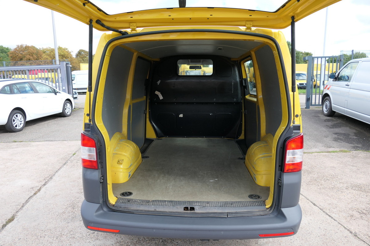 VW T5 Transporter 2.0 TDI PARKTRONIK EURO-5 2xSCHIE - Small van: picture 5 VW T5 Transporter 2.0 TDI PARKTRONIK EURO-5 2xSCHIE - Small van: picture 5