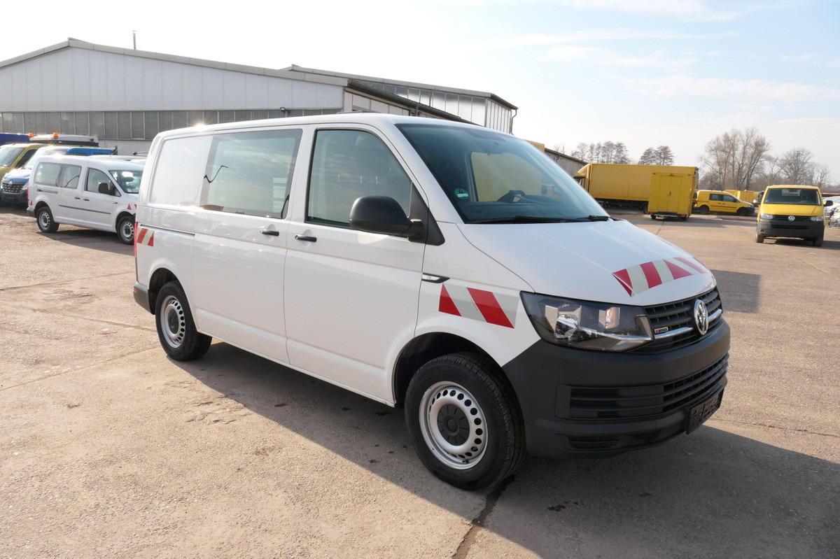 VW T6 Transporter 2.0 TDI 4Motion 3Sitzer KLIMA AHK - Small van: picture 3 VW T6 Transporter 2.0 TDI 4Motion 3Sitzer KLIMA AHK - Small van: picture 3