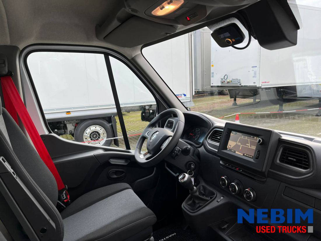 Renault Master BE-Combi 3500Plus - Bakwagen met laadklep 27 m3 - Box truck: picture 4 Renault Master BE-Combi 3500Plus - Bakwagen met laadklep 27 m3 - Box truck: picture 4