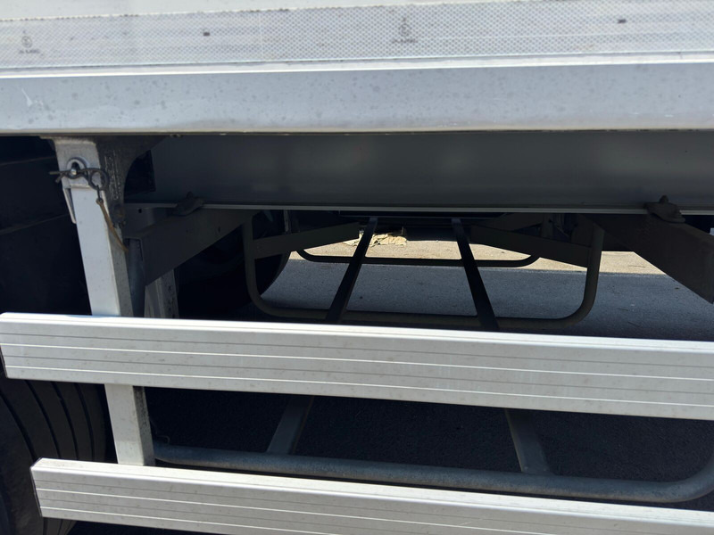 Chereau - Refrigerator trailer: picture 4 Chereau - Refrigerator trailer: picture 4
