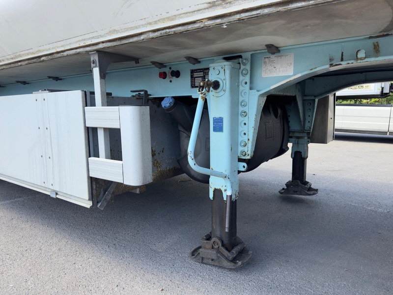 Chereau THERMOKING SLX 300 - Refrigerator trailer: picture 2 Chereau THERMOKING SLX 300 - Refrigerator trailer: picture 2
