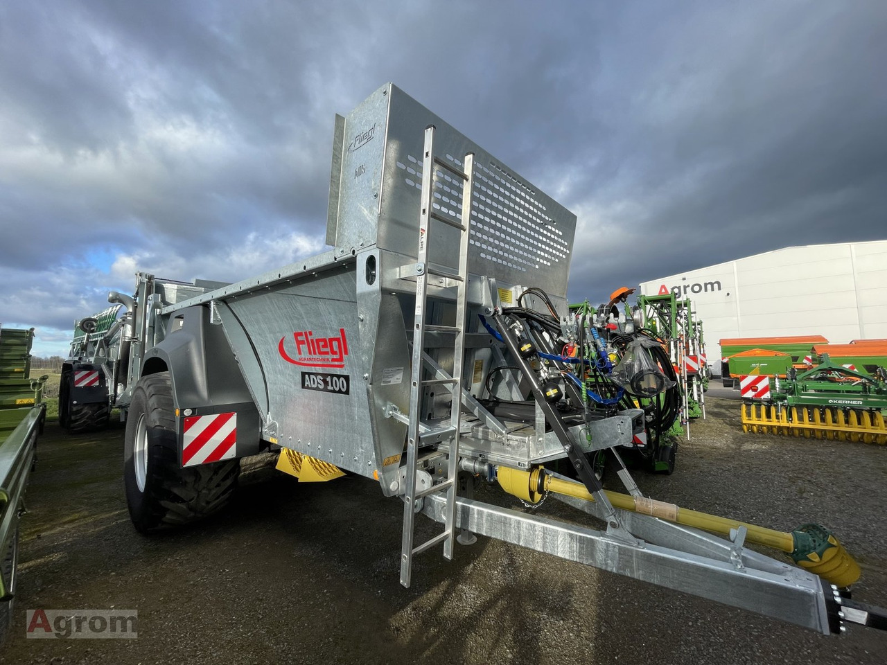 Fliegl ADS 100 - Manure spreader: picture 2 Fliegl ADS 100 - Manure spreader: picture 2