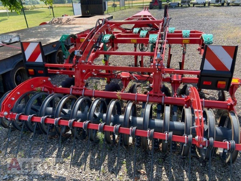 Kverneland Enduro 3000 - Cultivator: picture 3 Kverneland Enduro 3000 - Cultivator: picture 3