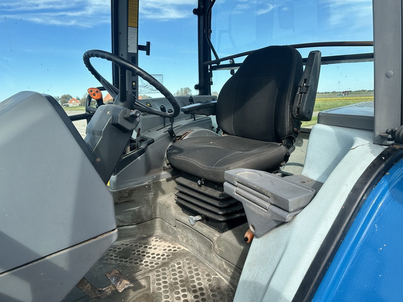 Ford 6640 SL - Farm tractor: picture 4 Ford 6640 SL - Farm tractor: picture 4