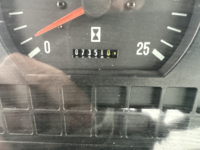 Massey Ferguson 6130 - Farm tractor: picture 5 Massey Ferguson 6130 - Farm tractor: picture 5