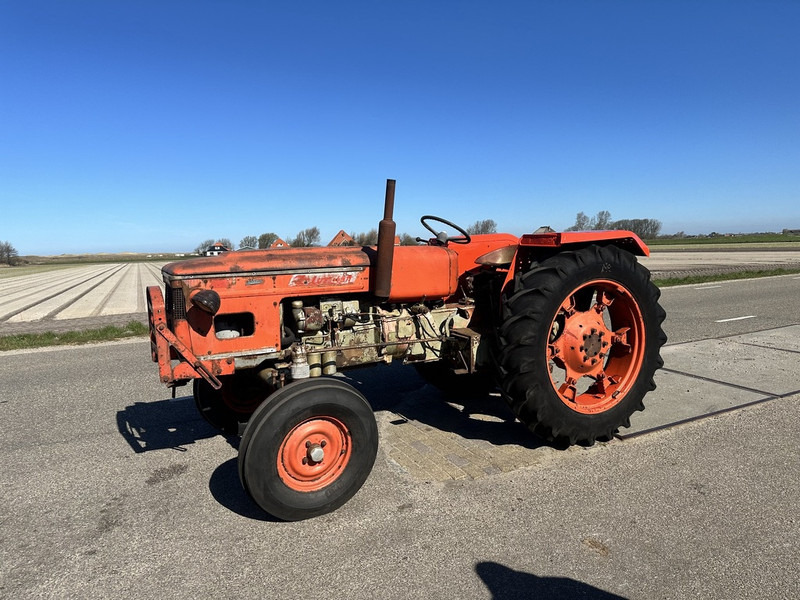 Zetor 4511 - Farm tractor: picture 1 Zetor 4511 - Farm tractor: picture 1
