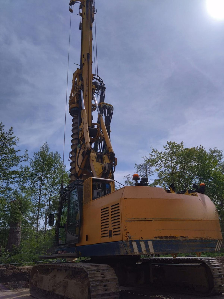 Bauer BG 15H - Pile driver: picture 4 Bauer BG 15H - Pile driver: picture 4