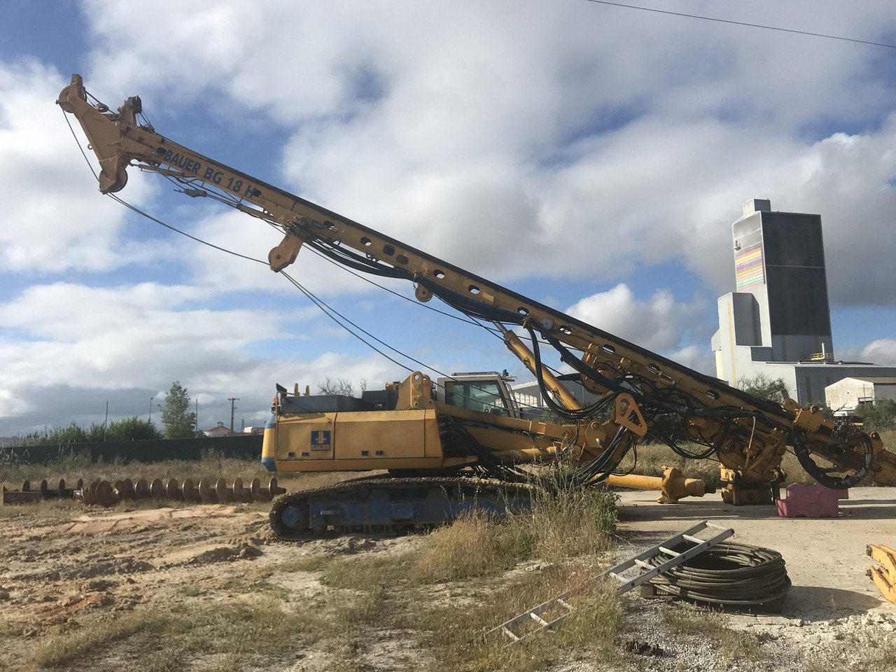 Bauer BG 18 H - Drilling rig: picture 1 Bauer BG 18 H - Drilling rig: picture 1