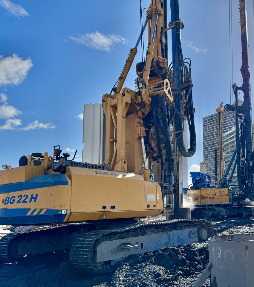 Bauer BG 22H - Pile driver: picture 1 Bauer BG 22H - Pile driver: picture 1