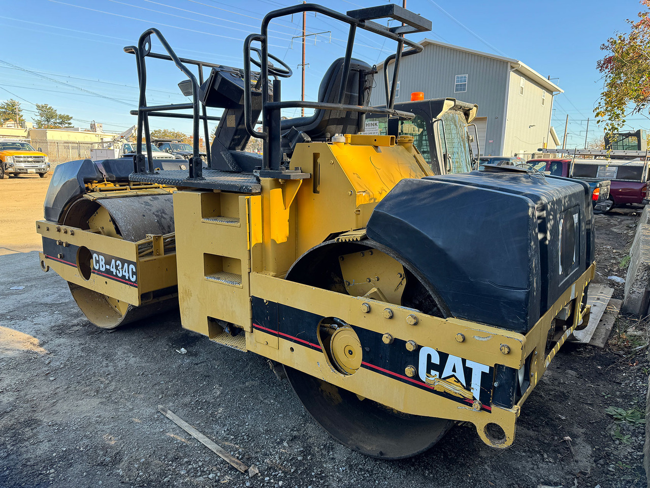 Caterpillar CB-434C - Road roller: picture 4 Caterpillar CB-434C - Road roller: picture 4