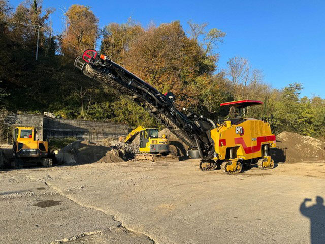 Caterpillar PM-313 - Cold planer: picture 2 Caterpillar PM-313 - Cold planer: picture 2