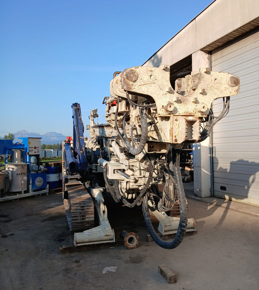 Comacchio MC 15 P - Pile driver: picture 5 Comacchio MC 15 P - Pile driver: picture 5