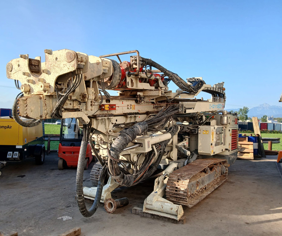 Comacchio MC 15 P - Pile driver: picture 3 Comacchio MC 15 P - Pile driver: picture 3