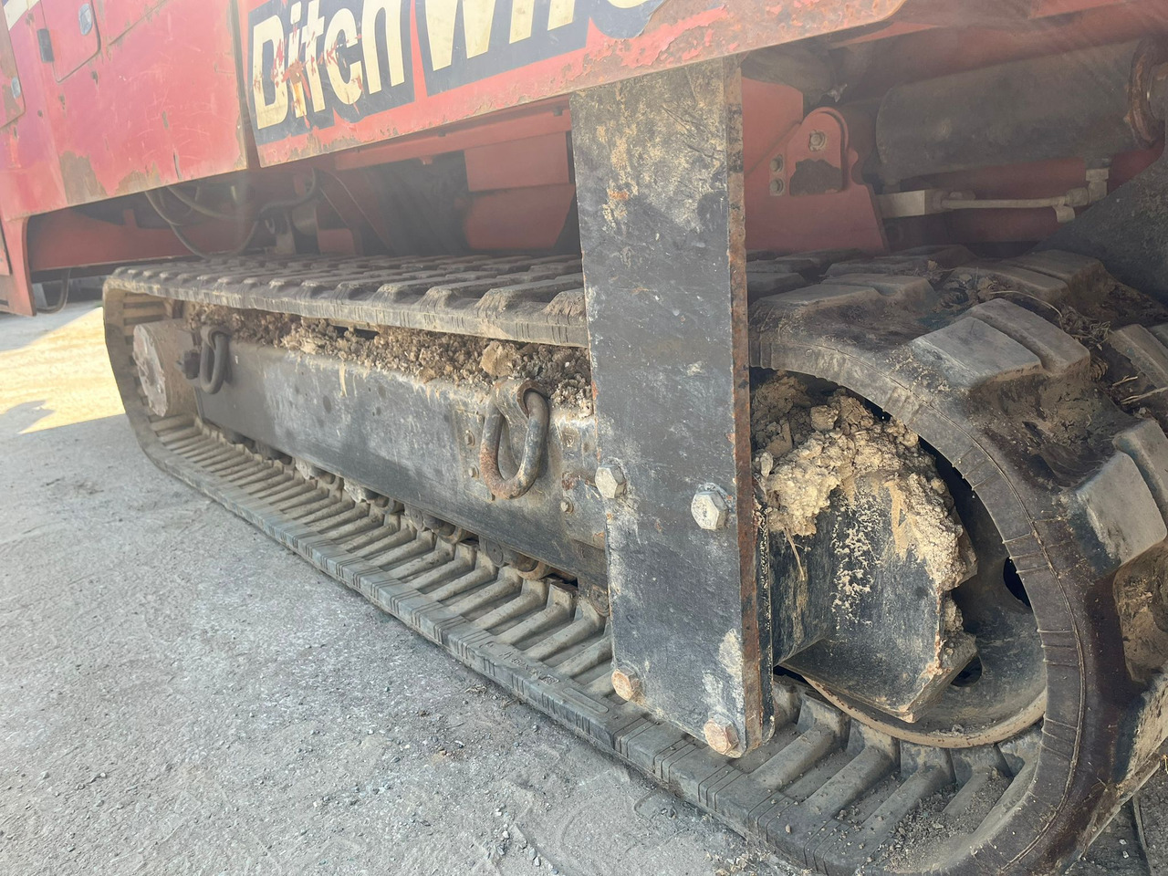 Ditch Witch JT100 Mach 1 - Directional boring machine: picture 3 Ditch Witch JT100 Mach 1 - Directional boring machine: picture 3
