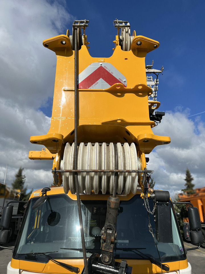 Mobile crane Grove GMK 6300 L: picture 7