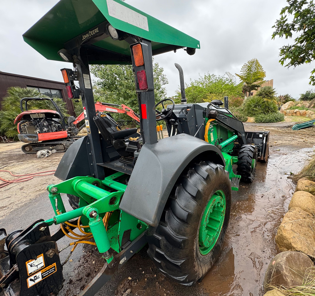 John Deere 210K EP - Loader: picture 4 John Deere 210K EP - Loader: picture 4