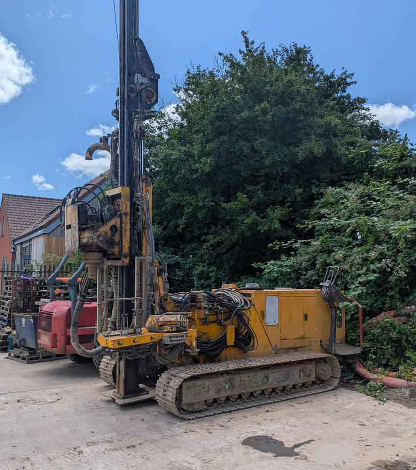 Klemm KR 709-2 - Pile driver: picture 1 Klemm KR 709-2 - Pile driver: picture 1