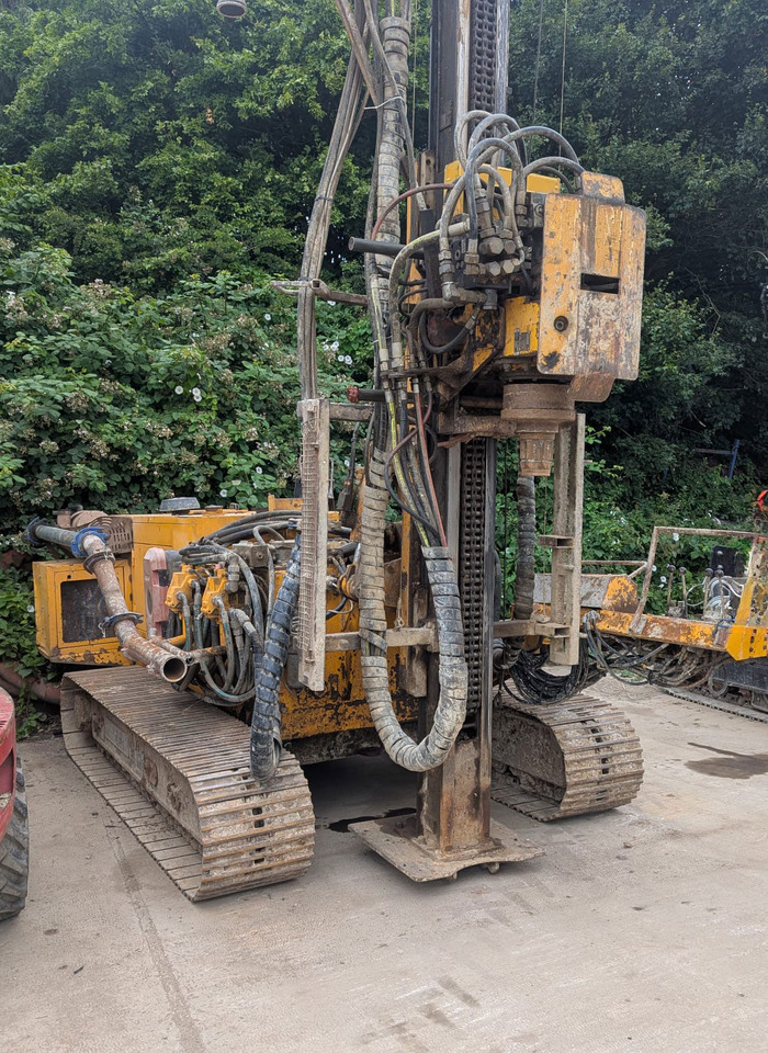 Klemm KR 709-2 - Pile driver: picture 3 Klemm KR 709-2 - Pile driver: picture 3