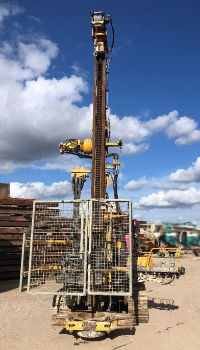 Klemm KR708-2 - Pile driver: picture 3 Klemm KR708-2 - Pile driver: picture 3