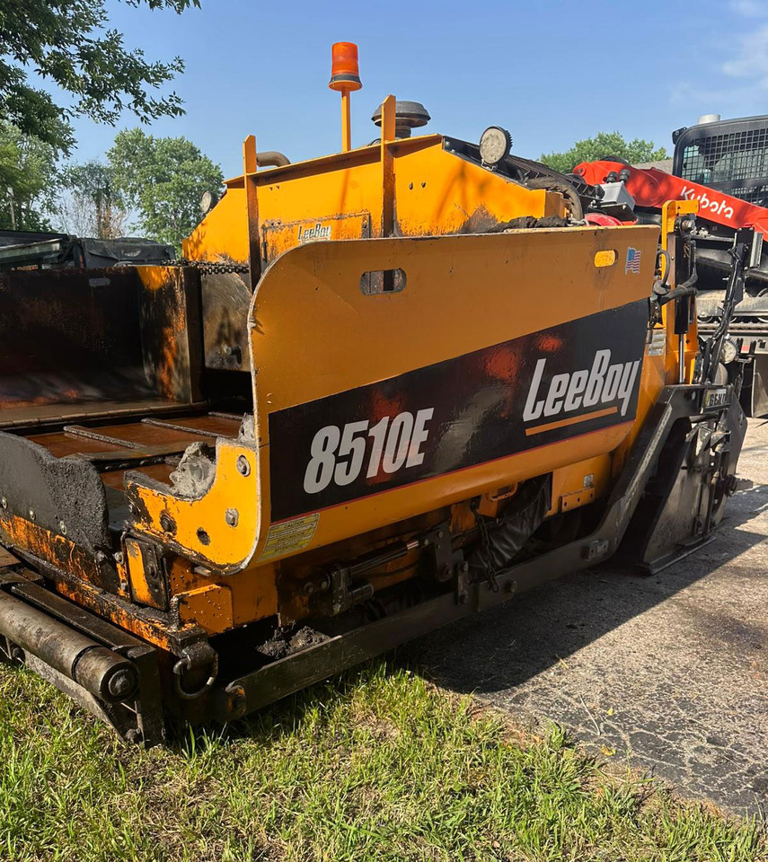 Leeboy 8510E - Asphalt paver: picture 4 Leeboy 8510E - Asphalt paver: picture 4