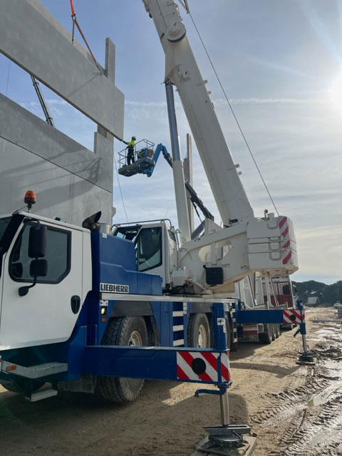 Liebherr LTM 1060-3.1 - Tower crane: picture 3 Liebherr LTM 1060-3.1 - Tower crane: picture 3