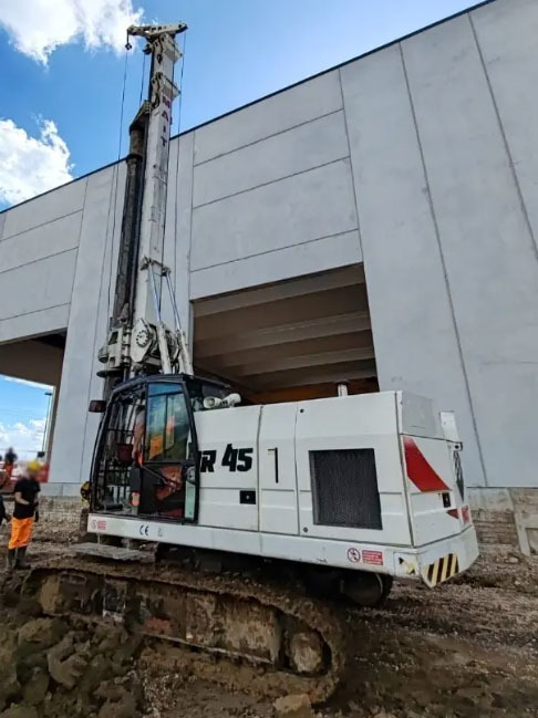 MAIT HR45 - Pile driver: picture 1 MAIT HR45 - Pile driver: picture 1