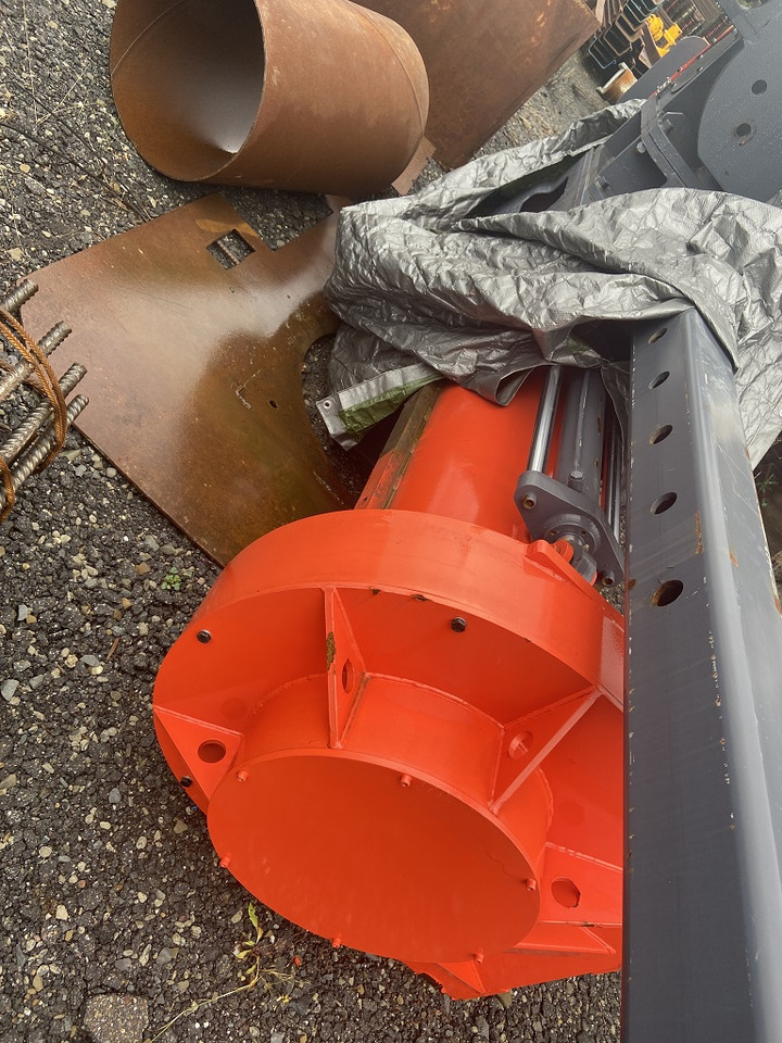 Movax TAD-32 - Pile driver: picture 5 Movax TAD-32 - Pile driver: picture 5