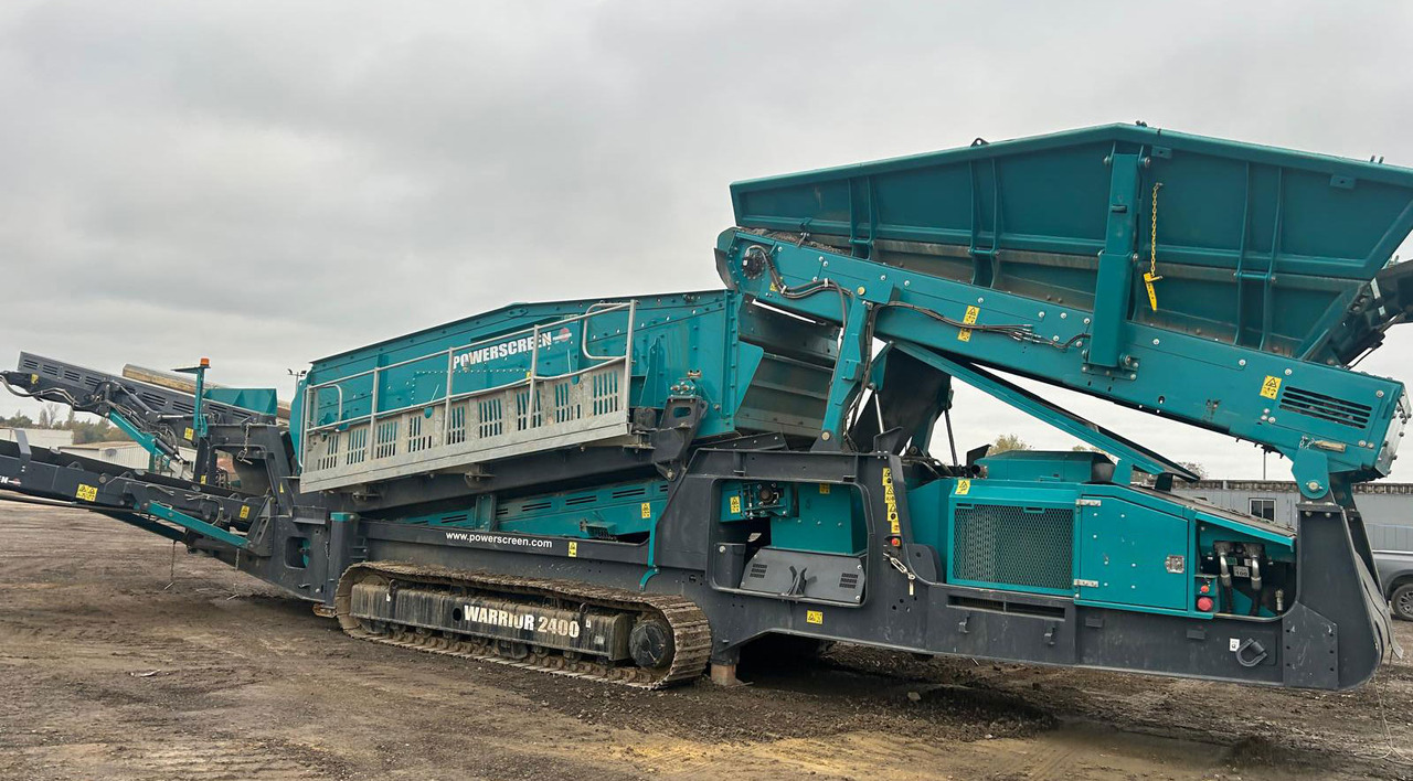 Powerscreen Warrior 2400 - Screener: picture 1 Powerscreen Warrior 2400 - Screener: picture 1