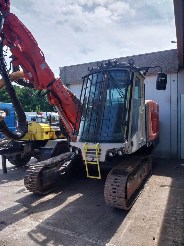 Sandvik DP1500i - Drilling rig: picture 3 Sandvik DP1500i - Drilling rig: picture 3