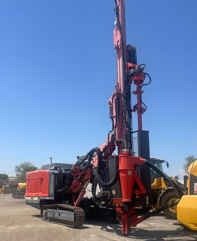 Sandvik DP1500i - Drilling rig: picture 2 Sandvik DP1500i - Drilling rig: picture 2