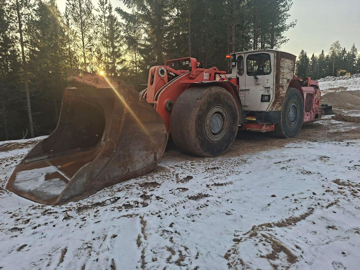 Sandvik LH514 - Mining machinery: picture 3 Sandvik LH514 - Mining machinery: picture 3