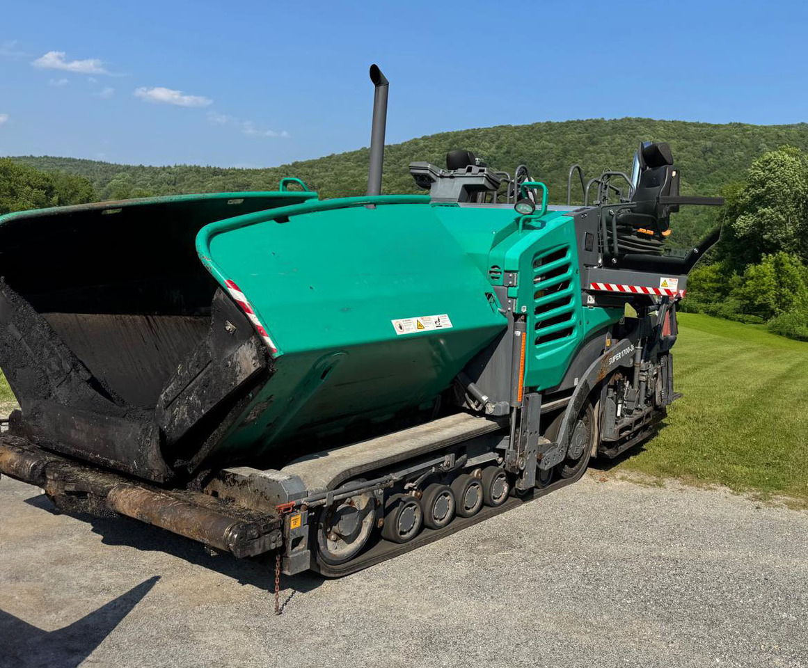 Vogele Super 1700-3i - Asphalt paver: picture 1 Vogele Super 1700-3i - Asphalt paver: picture 1