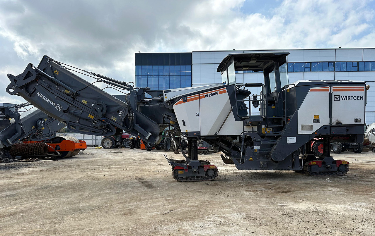 Wirtgen W 200 Fi - Cold planer: picture 2 Wirtgen W 200 Fi - Cold planer: picture 2