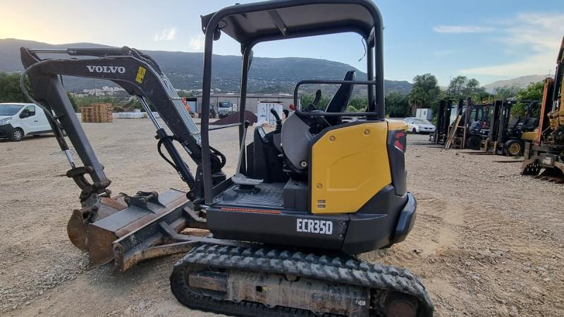 Volvo ECR35D - Mini excavator: picture 2 Volvo ECR35D - Mini excavator: picture 2
