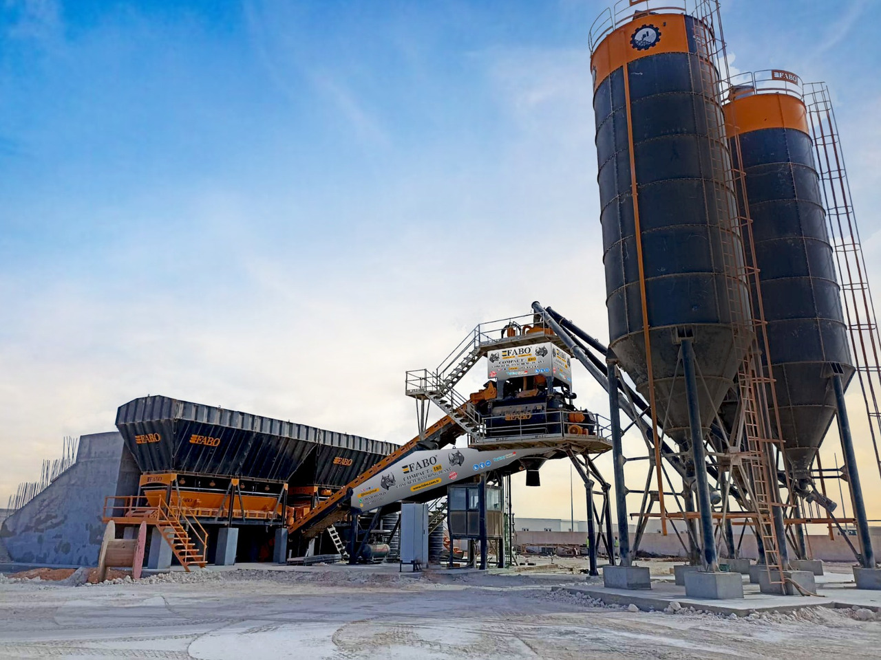 FABO compact concrete plant - Concrete plant: picture 3 FABO compact concrete plant - Concrete plant: picture 3