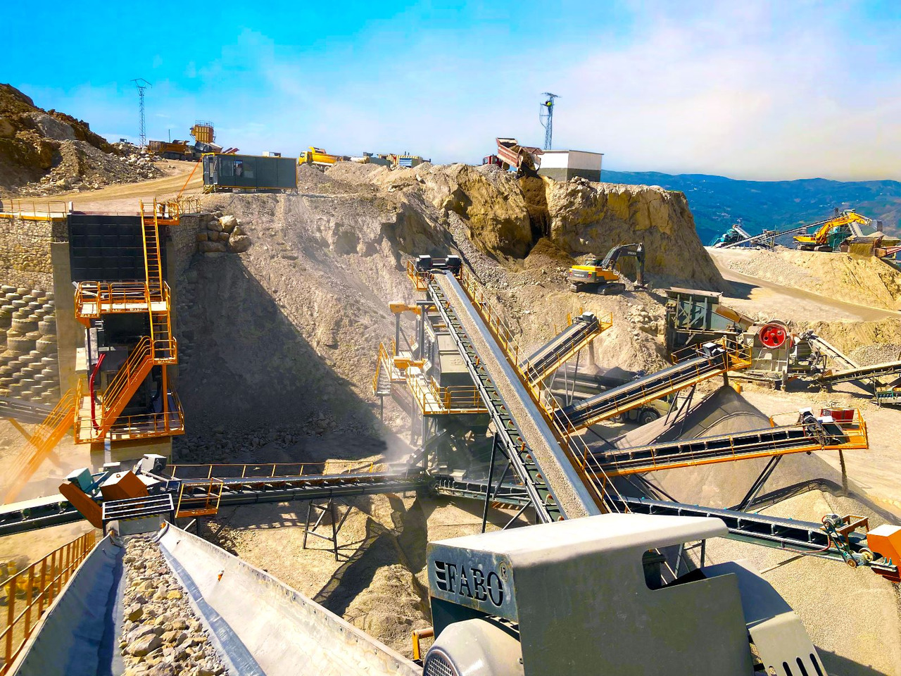 FABO crusher - stone crusher - crushers - Crusher: picture 3 FABO crusher - stone crusher - crushers - Crusher: picture 3