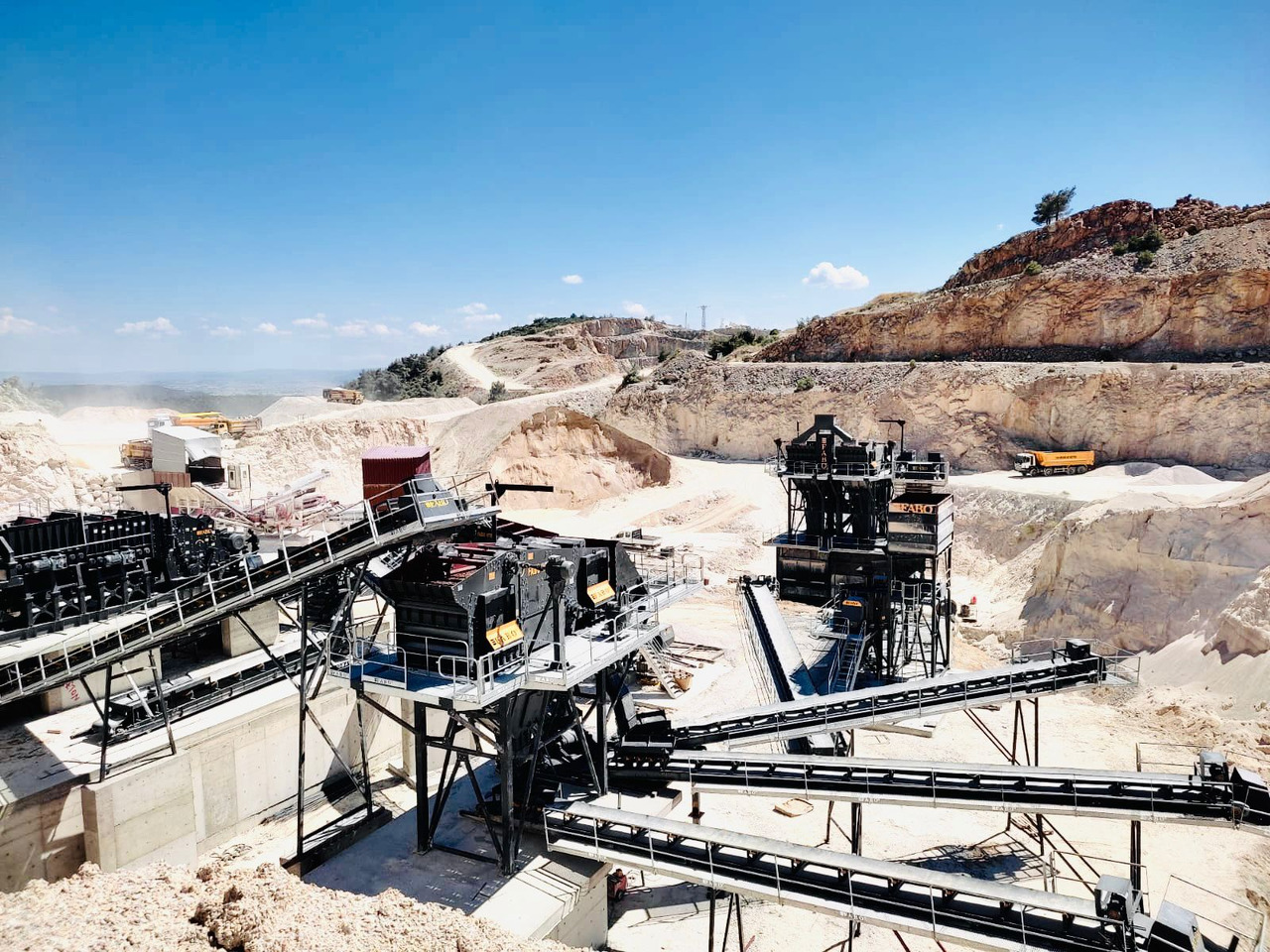 FABO crusher - stone crusher - crushers - Crusher: picture 3 FABO crusher - stone crusher - crushers - Crusher: picture 3