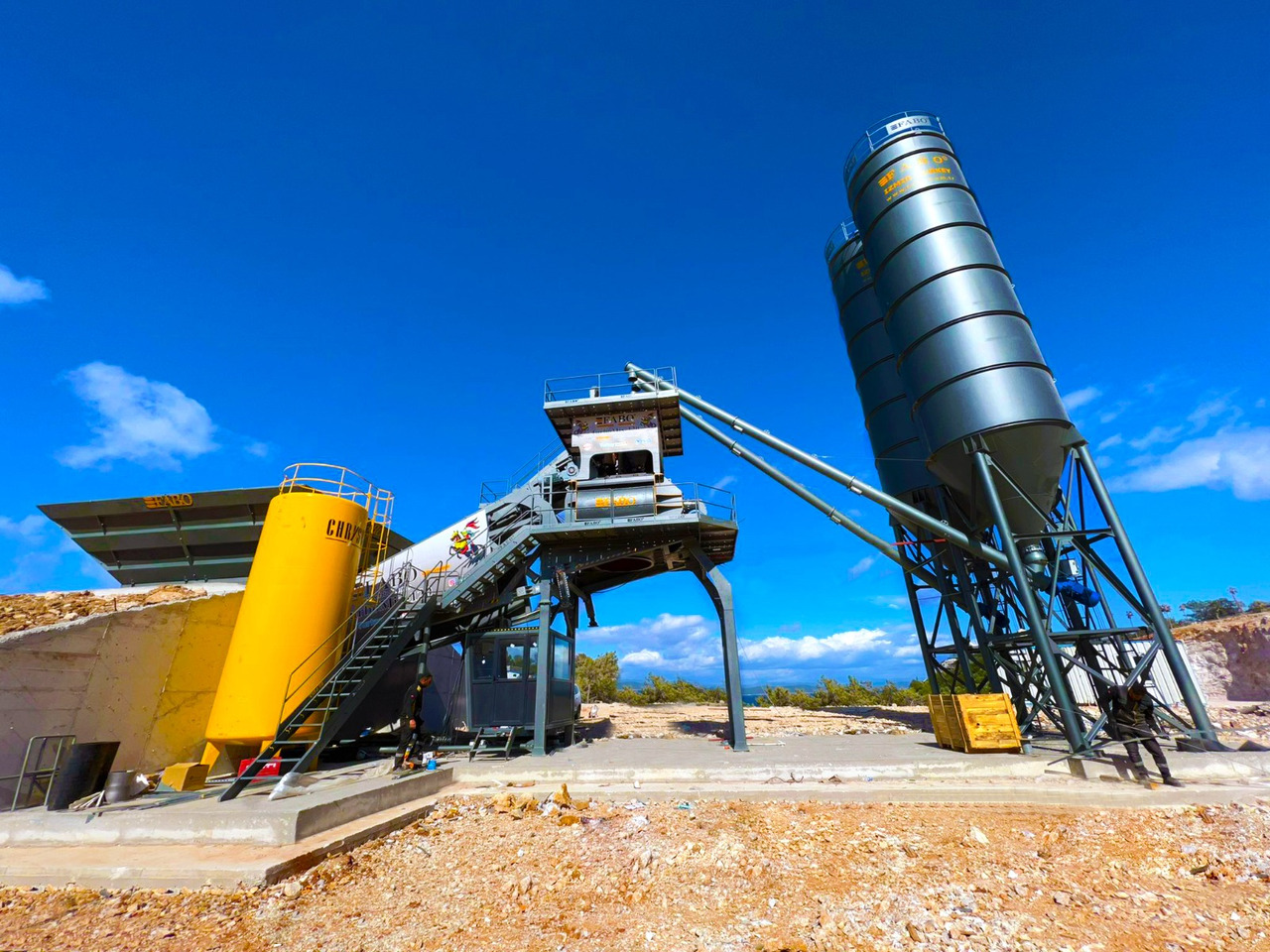 FABO mobile concrete batching plant - Concrete plant: picture 3 FABO mobile concrete batching plant - Concrete plant: picture 3