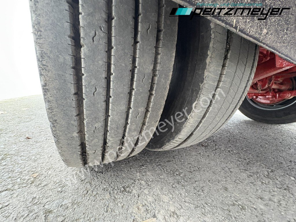 Low loader trailer GOLDHOFER 4 Achs Tieflader TU 4-2x2-32/80 hydr. Doppelrampen: picture 43 Low loader trailer GOLDHOFER 4 Achs Tieflader TU 4-2x2-32/80 hydr. Doppelrampen: picture 43