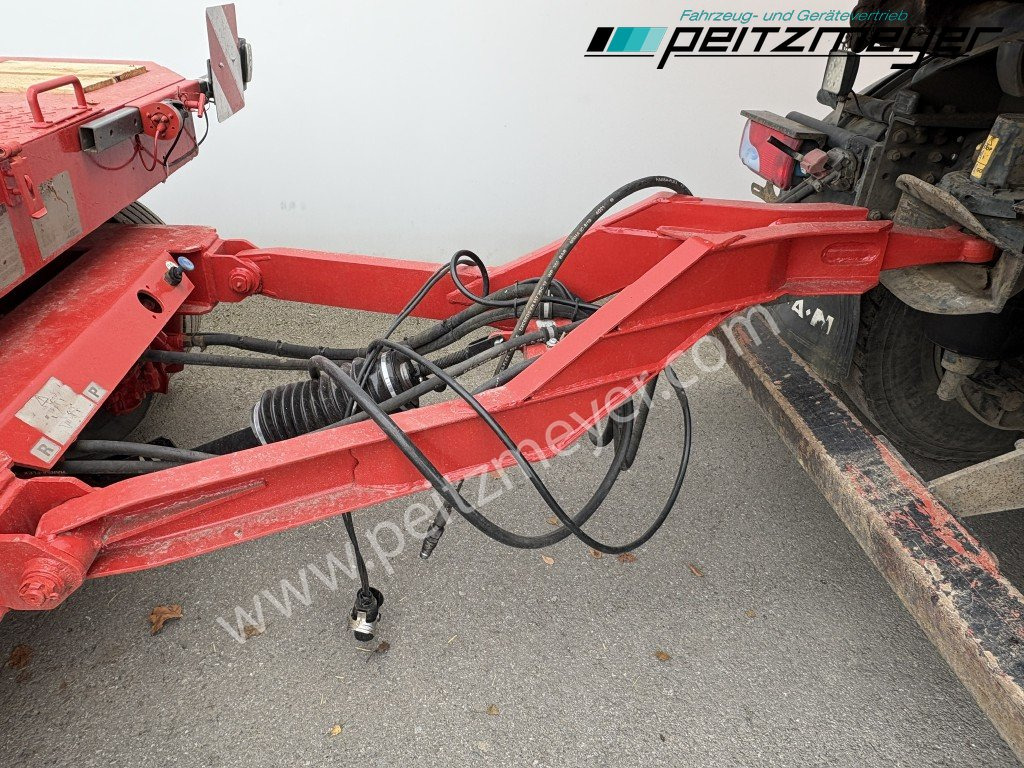 Low loader trailer GOLDHOFER 4 Achs Tieflader TU 4-2x2-32/80 hydr. Doppelrampen: picture 10 Low loader trailer GOLDHOFER 4 Achs Tieflader TU 4-2x2-32/80 hydr. Doppelrampen: picture 10