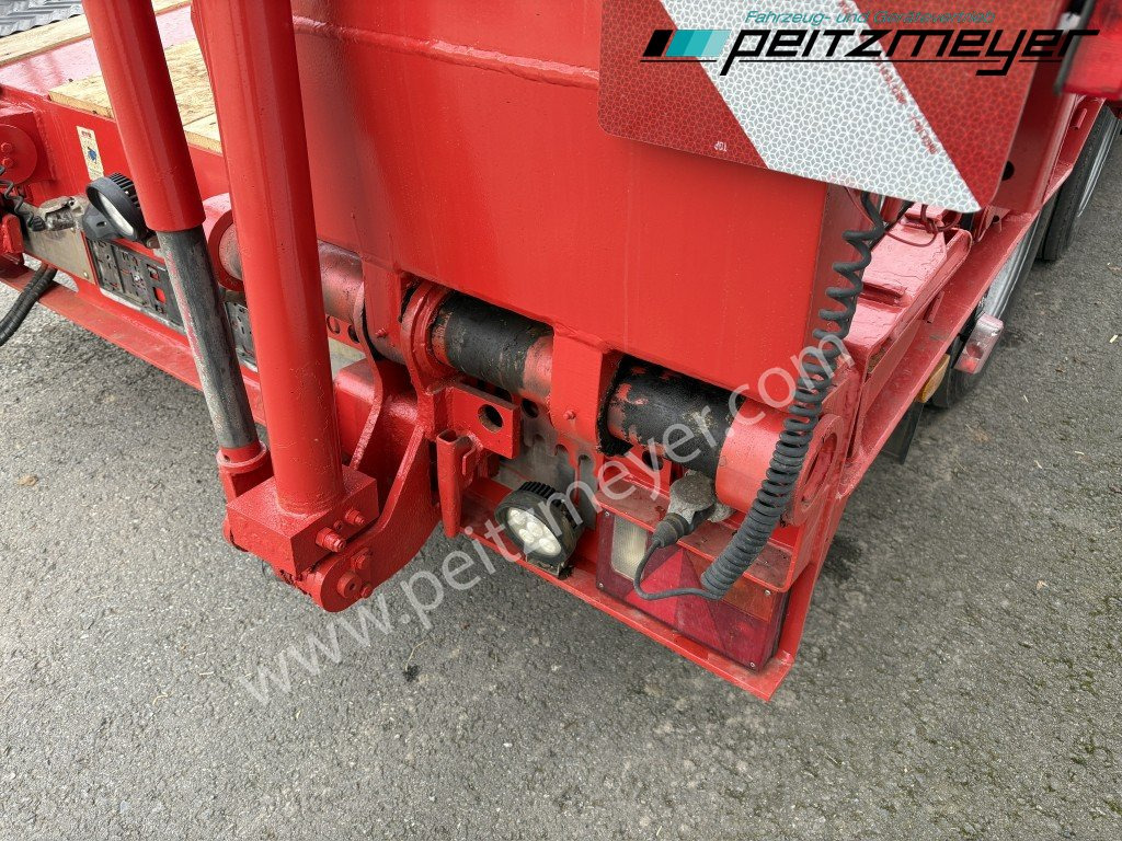 Low loader trailer GOLDHOFER 4 Achs Tieflader TU 4-2x2-32/80 hydr. Doppelrampen: picture 21 Low loader trailer GOLDHOFER 4 Achs Tieflader TU 4-2x2-32/80 hydr. Doppelrampen: picture 21