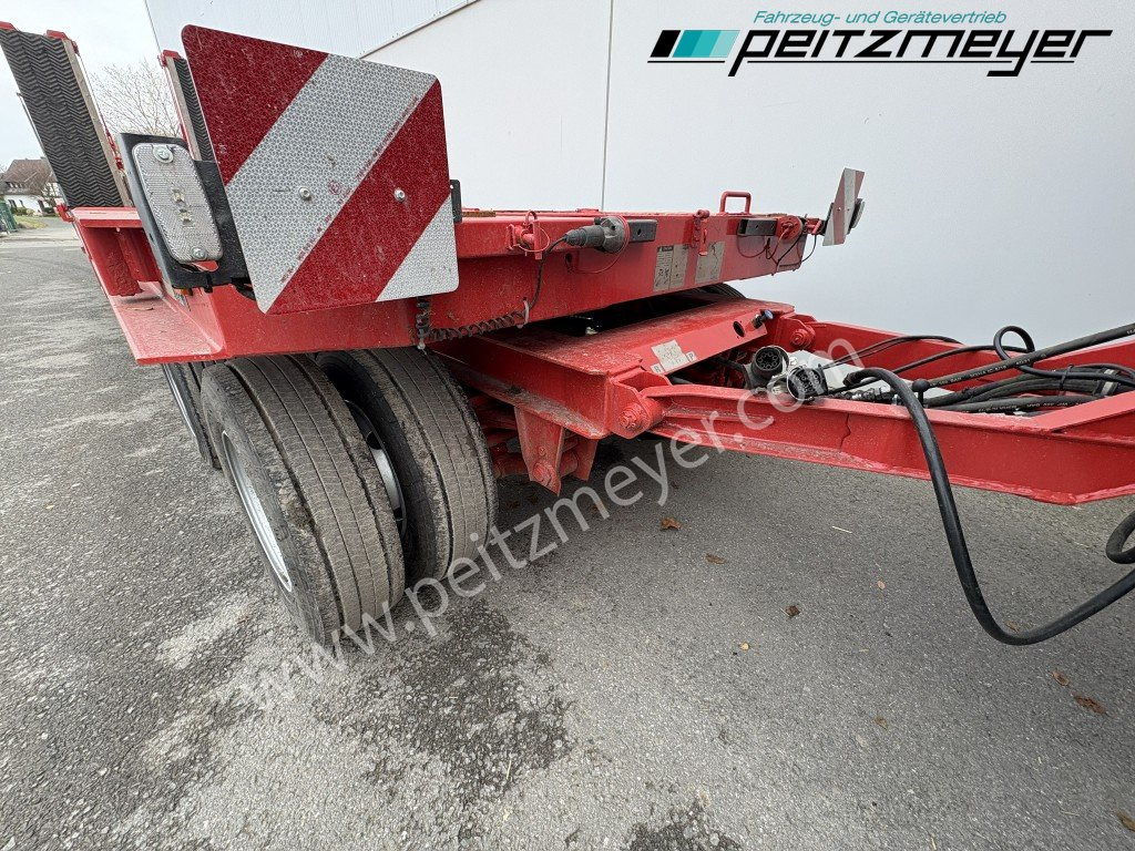Low loader trailer GOLDHOFER 4 Achs Tieflader TU 4-2x2-32/80 hydr. Doppelrampen: picture 33 Low loader trailer GOLDHOFER 4 Achs Tieflader TU 4-2x2-32/80 hydr. Doppelrampen: picture 33