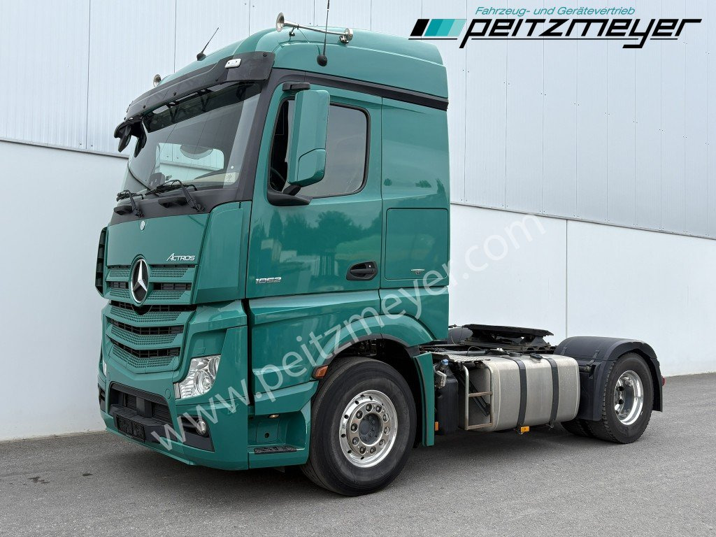 MERCEDES-BENZ Actros 1852 LS, 6 Zyl. 15,6 l Hubraum Turbocompound - Tractor unit: picture 1 MERCEDES-BENZ Actros 1852 LS, 6 Zyl. 15,6 l Hubraum Turbocompound - Tractor unit: picture 1