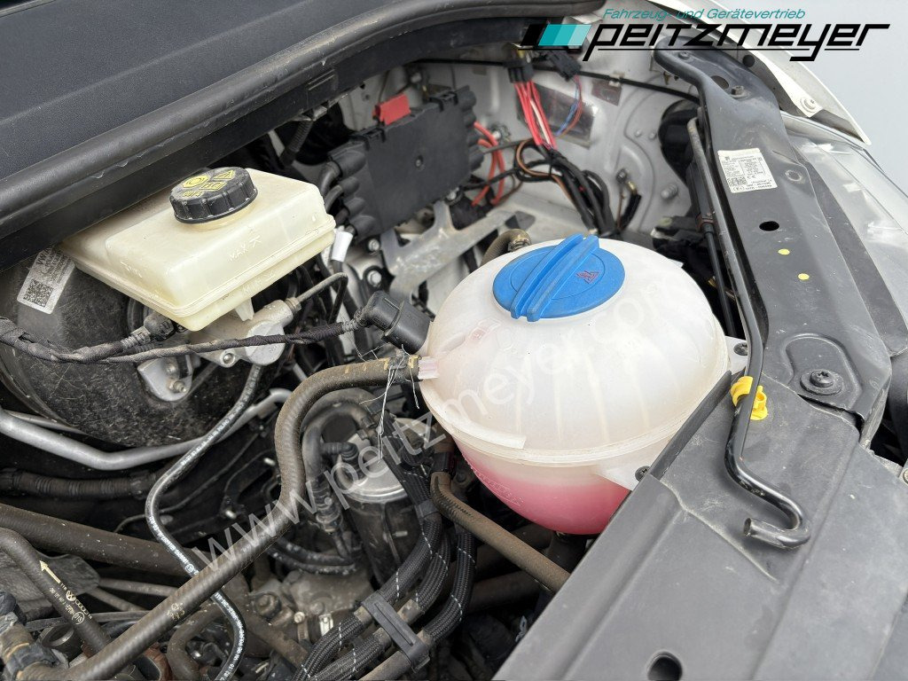 Small van VOLKSWAGEN-VW Crafter 2,0 TDI - 102 PS, mittellang + hoch Euro 6: picture 29 Small van VOLKSWAGEN-VW Crafter 2,0 TDI - 102 PS, mittellang + hoch Euro 6: picture 29