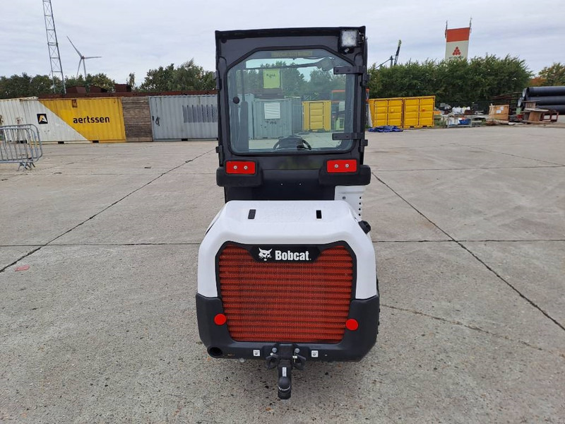 Bobcat L28 - Wheel loader: picture 3 Bobcat L28 - Wheel loader: picture 3